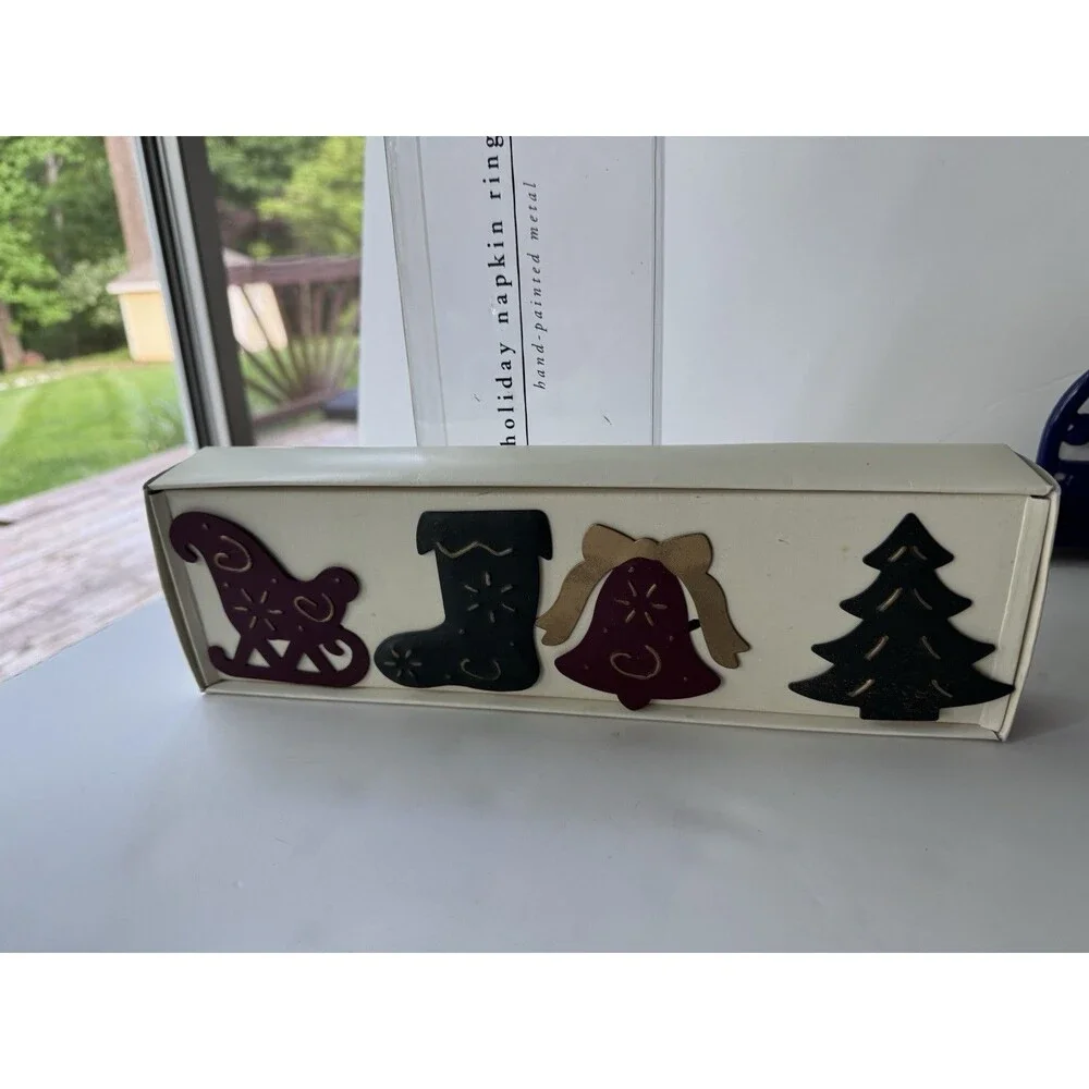 Pier 1 One Imports SET OF 4 Hand painted Metal Christmas Napkin Rings Holiday